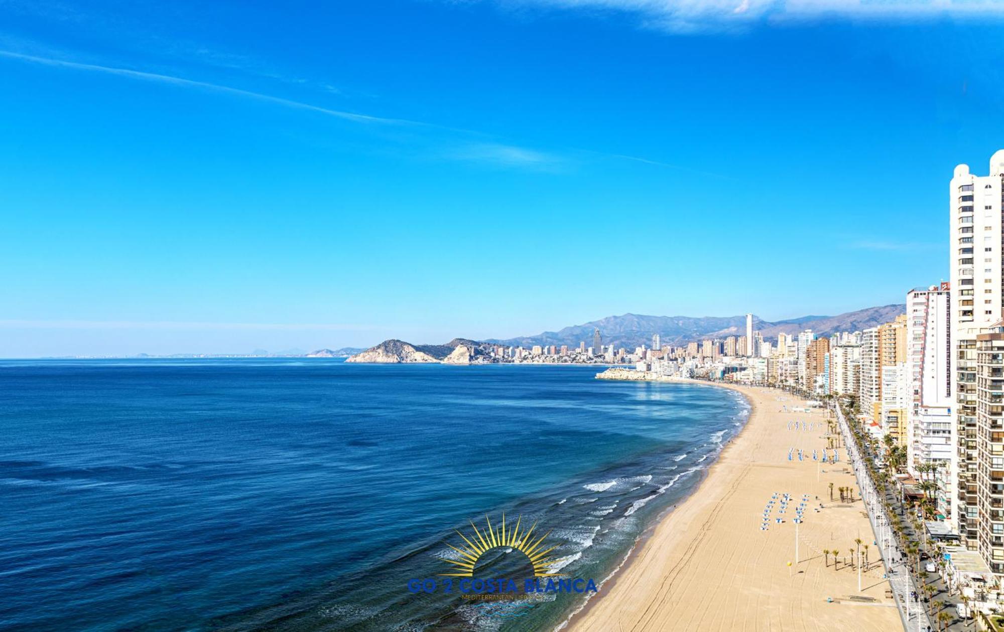 Suite On The Beach Benidorm Exteriör bild
